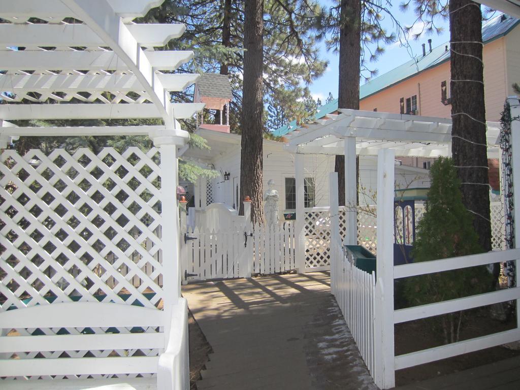 Tahoe Chalet Inn, The Theme Inn Lake Tahoe Airport المظهر الخارجي الصورة